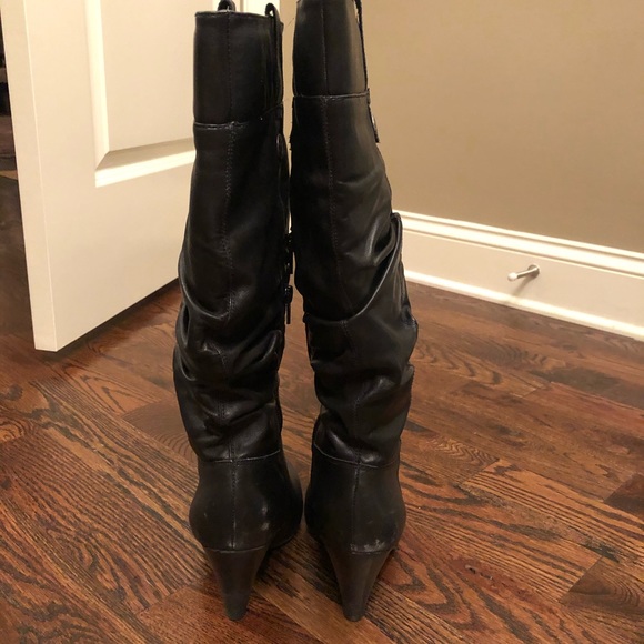 Arturo Chiang Black Ruched Boots - Picture 4 of 7